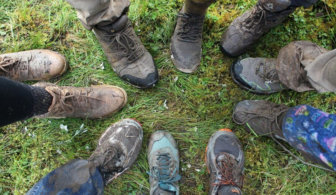 Step Confidently: The Complete Guide to Choosing Outdoor Footwear for Every Adventure
